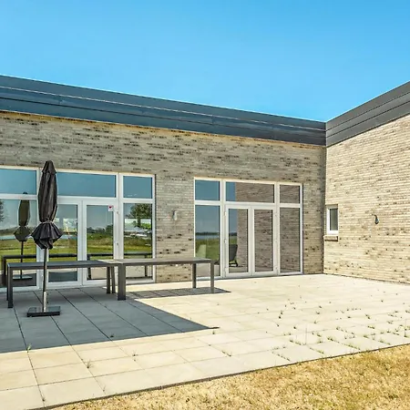 Holiday home 12 Bedroom Nice In